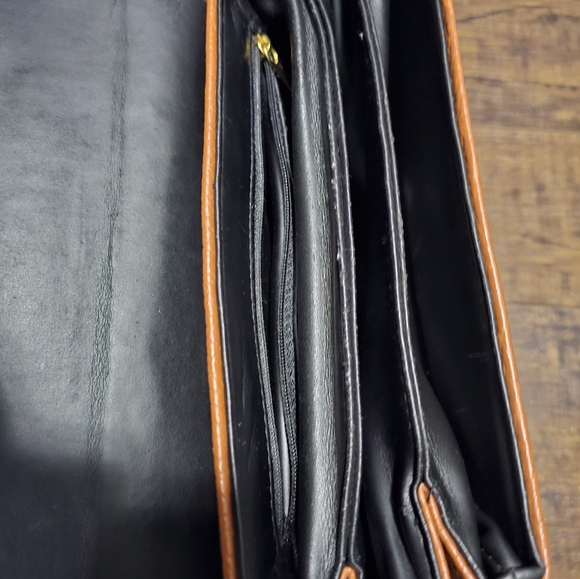 Pierre Balmain Satchel - Picture 7 of 11